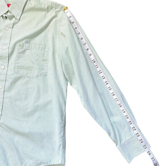Izod White and Pale Green Pinstripe Button Down Shirt Sz M - Picture 10 of 12